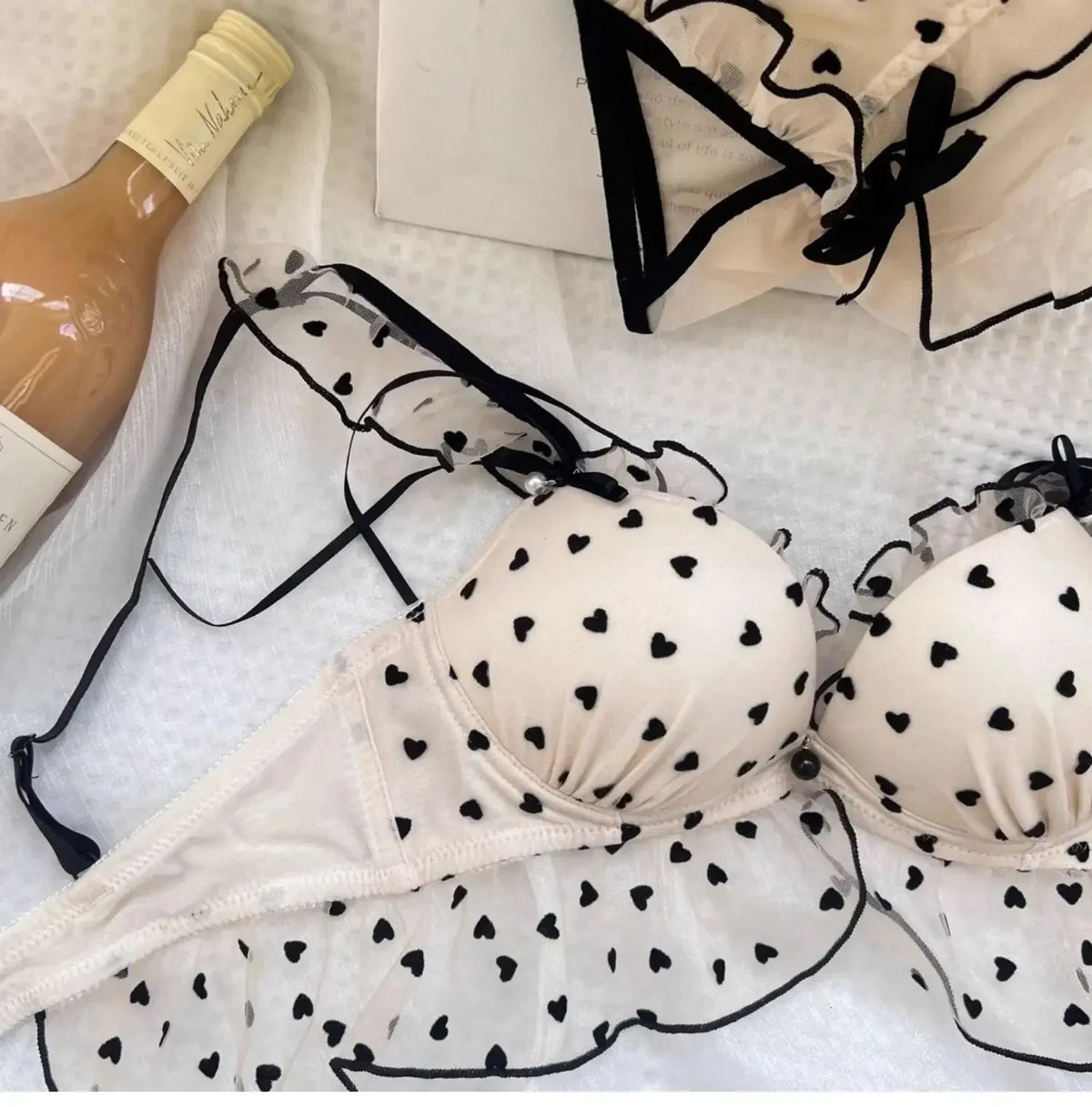 STYLISH FLORAL HEART EMBROIDED PUSHUP BRA