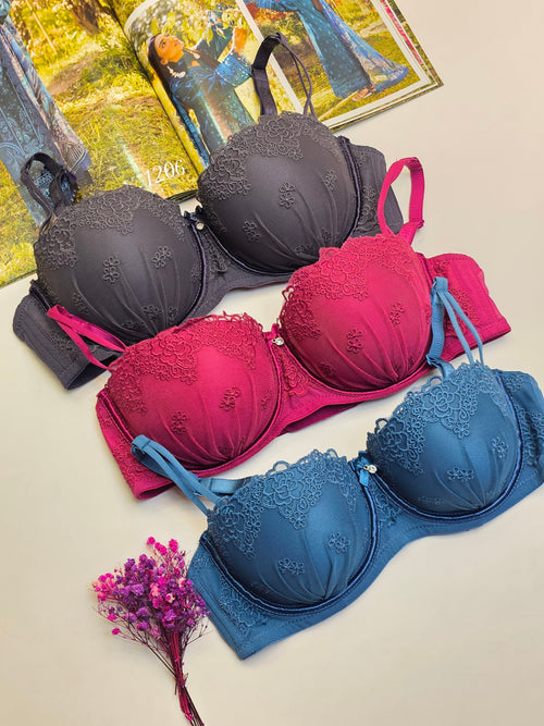 Double Strip Push-up Bra – Lifting & Support